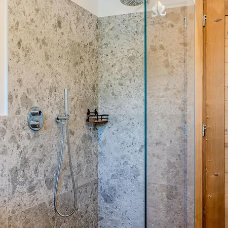 Pettazzuro By Interhome Appartement